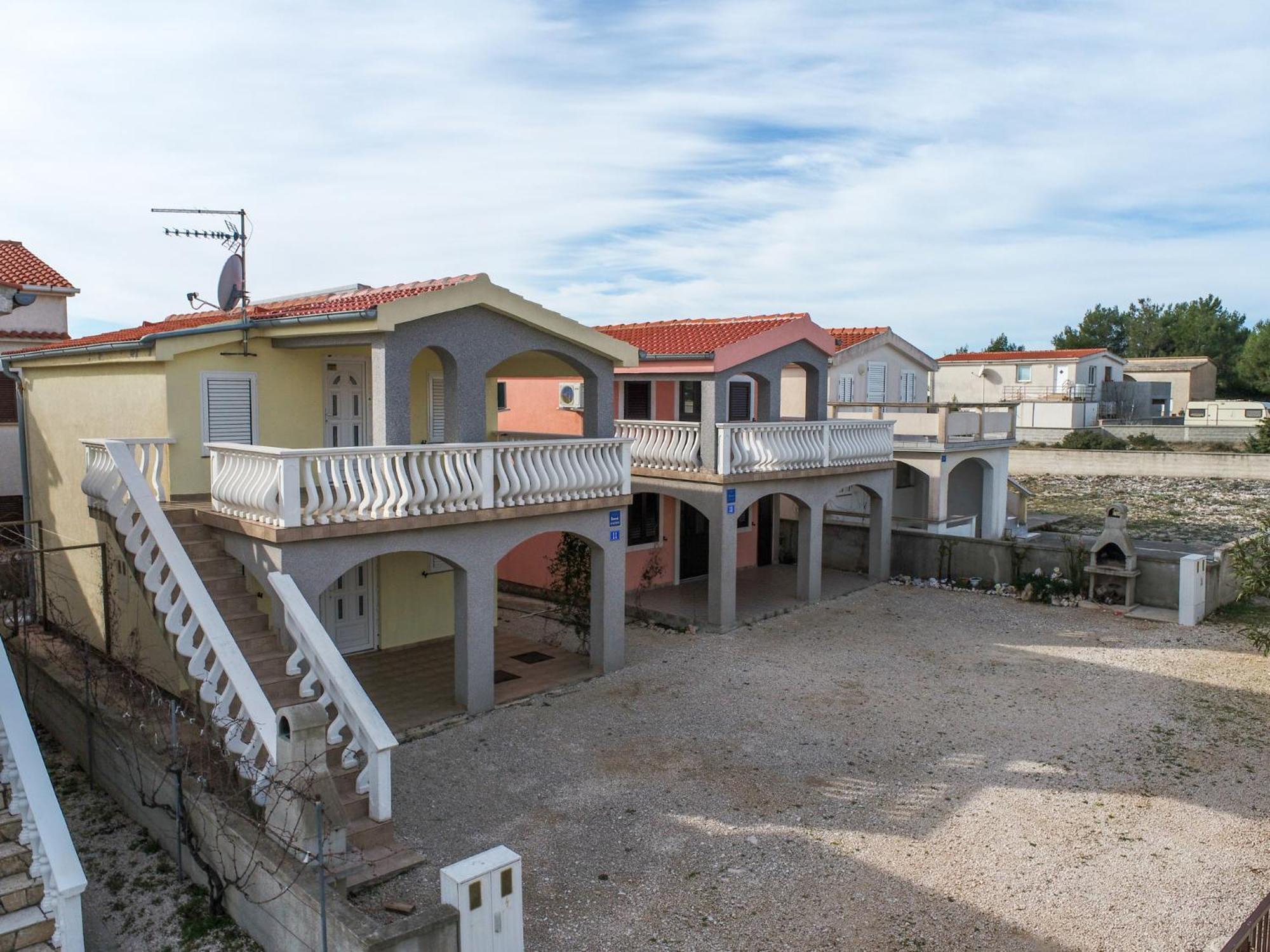 Pahert Beach Apartment Vir Exterior photo